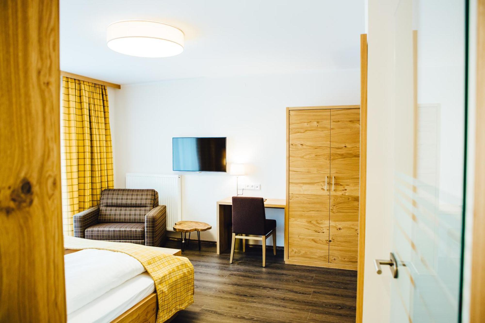 Der Dorfwirt Hotel Rechberg ภายนอก รูปภาพ